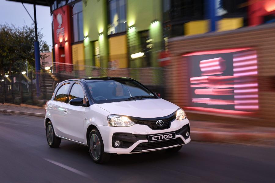  Toyota Etios Sport 2018 года  (ZA) (фото 18 из 33)